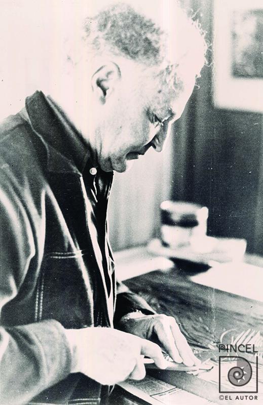 El artista tallando una plancha de grabado por Amighetti, Francisco